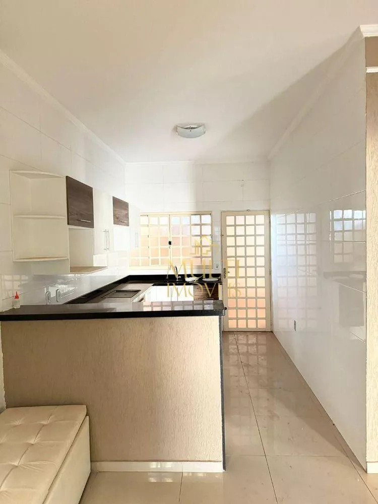 Casa, 3 quartos, 180 m² - Foto 3