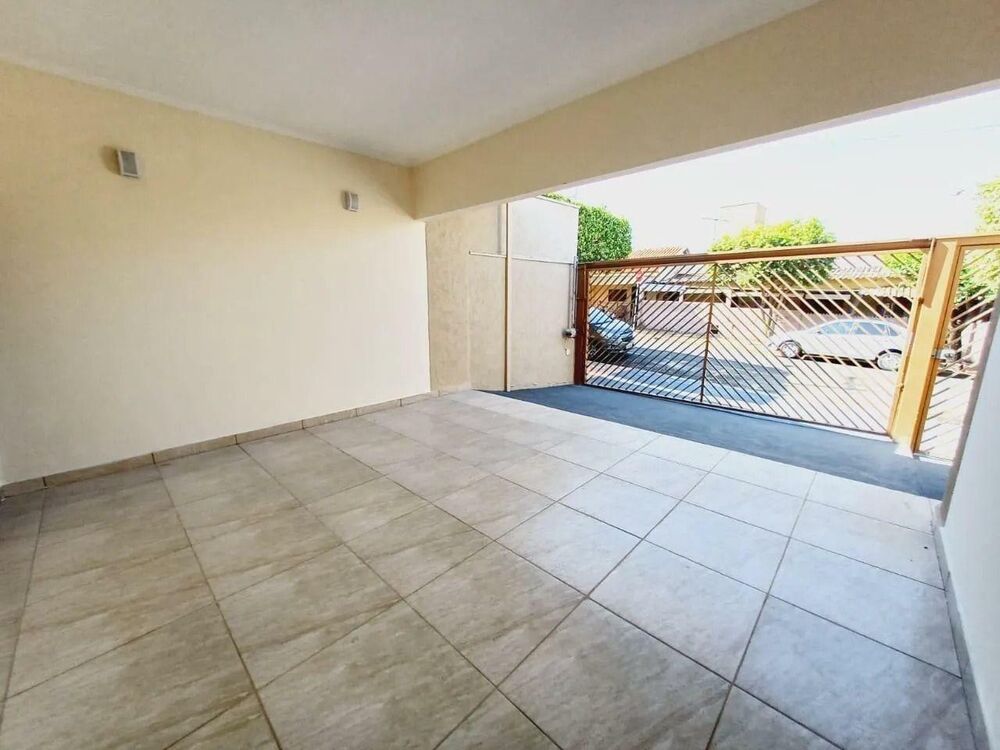 Casa, 3 quartos, 130 m² - Foto 1
