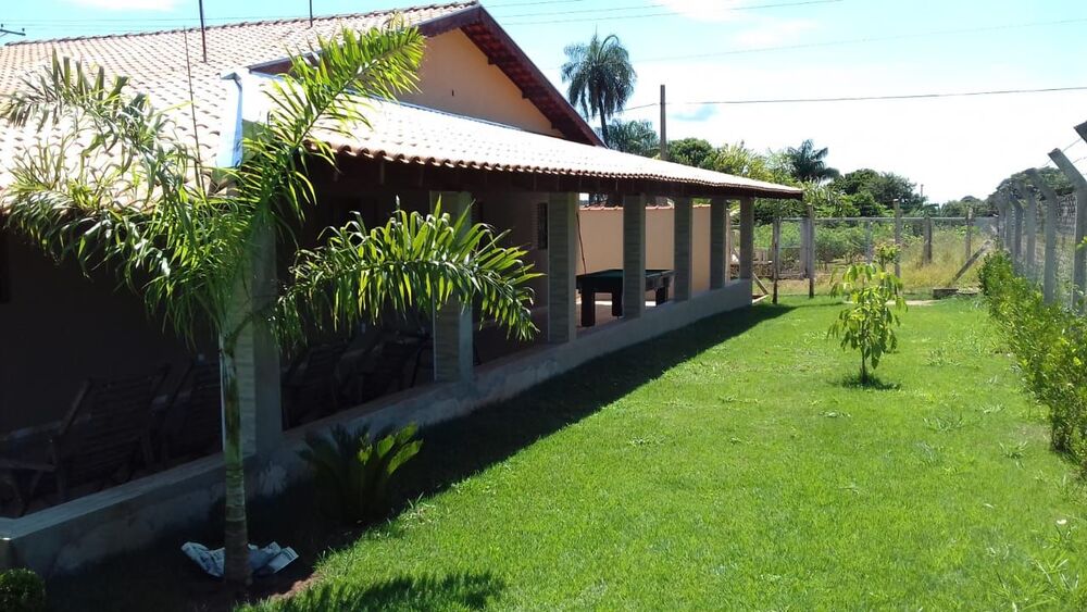 Chácara, 3 quartos, 1150 m² - Foto 1