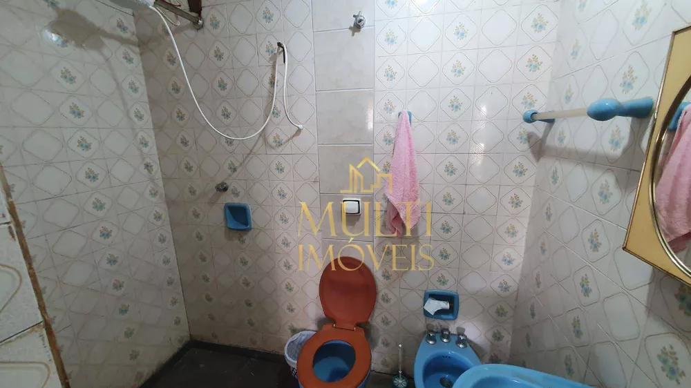 Casa, 3 quartos, 272 m² - Foto 1