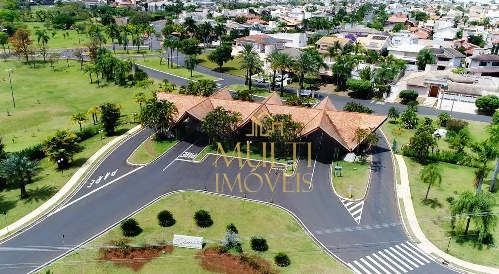 Loteamento e Condomínio, 600 m² - Foto 1