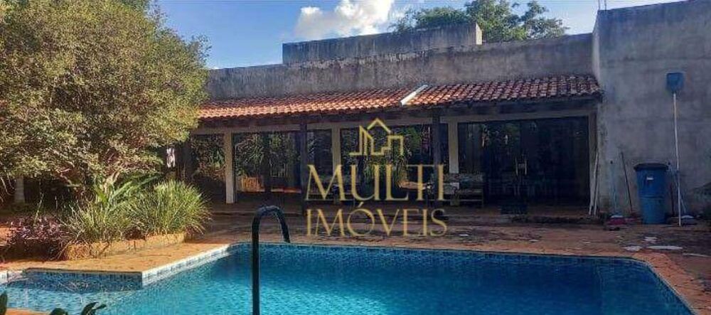 Chácara, 4 quartos, 1290 m² - Foto 1