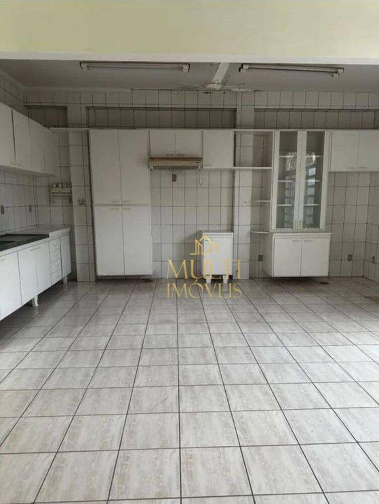 Casa, 4 quartos, 200 m² - Foto 4