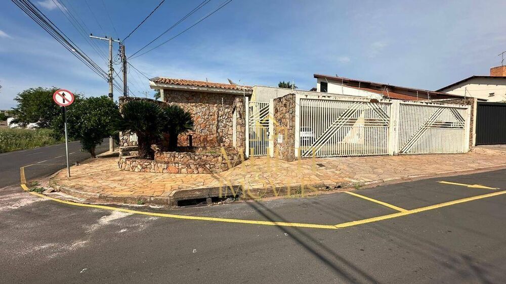 Casa, 4 quartos, 520 m² - Foto 1