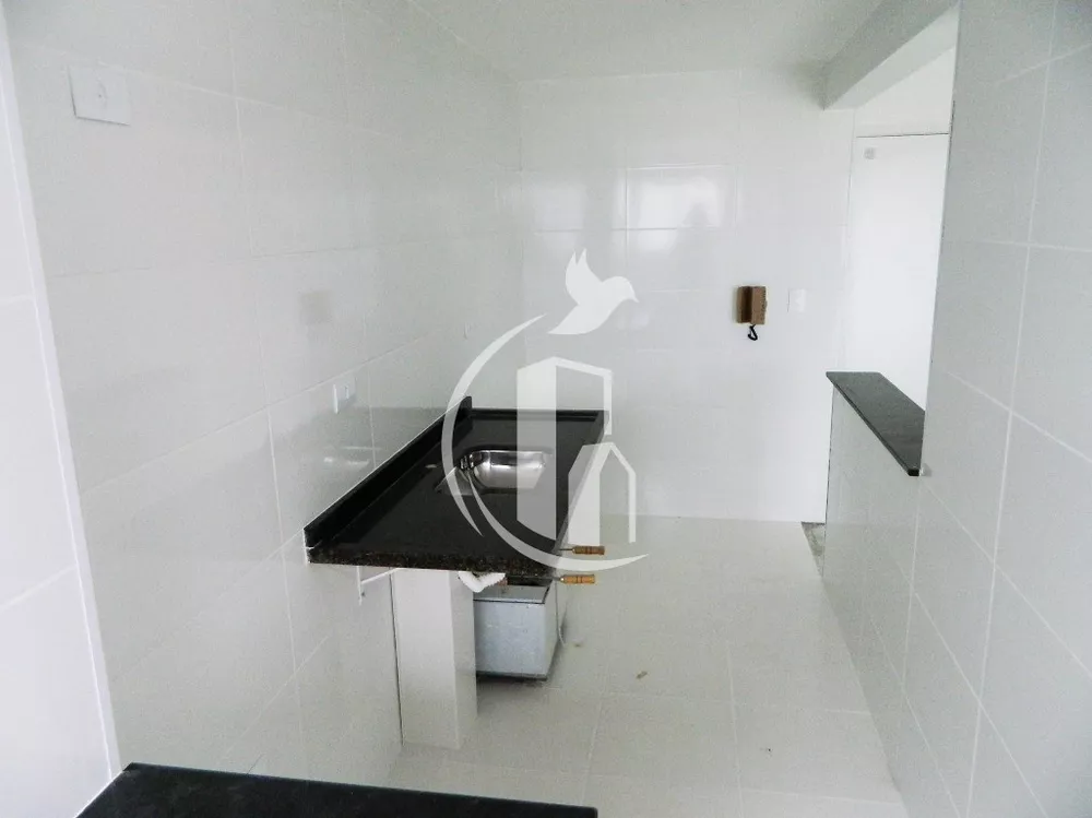 Apartamento à venda com 2 quartos, 68m² - Foto 5