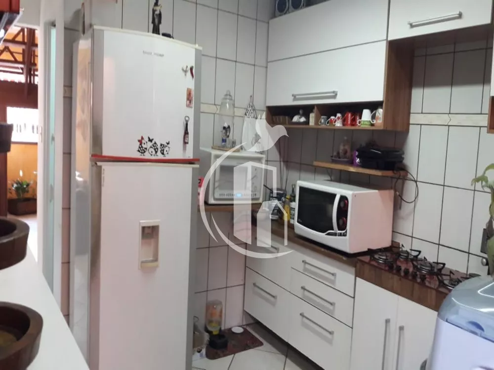 Casa, 3 quartos, 142 m² - Foto 1