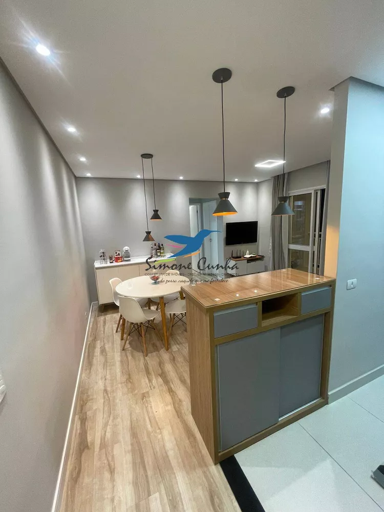 Apartamento à venda com 2 quartos, 62m² - Foto 4