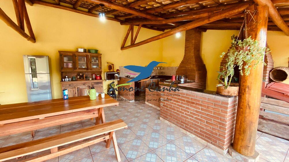 Chácara à venda com 3 quartos, 190m² - Foto 2