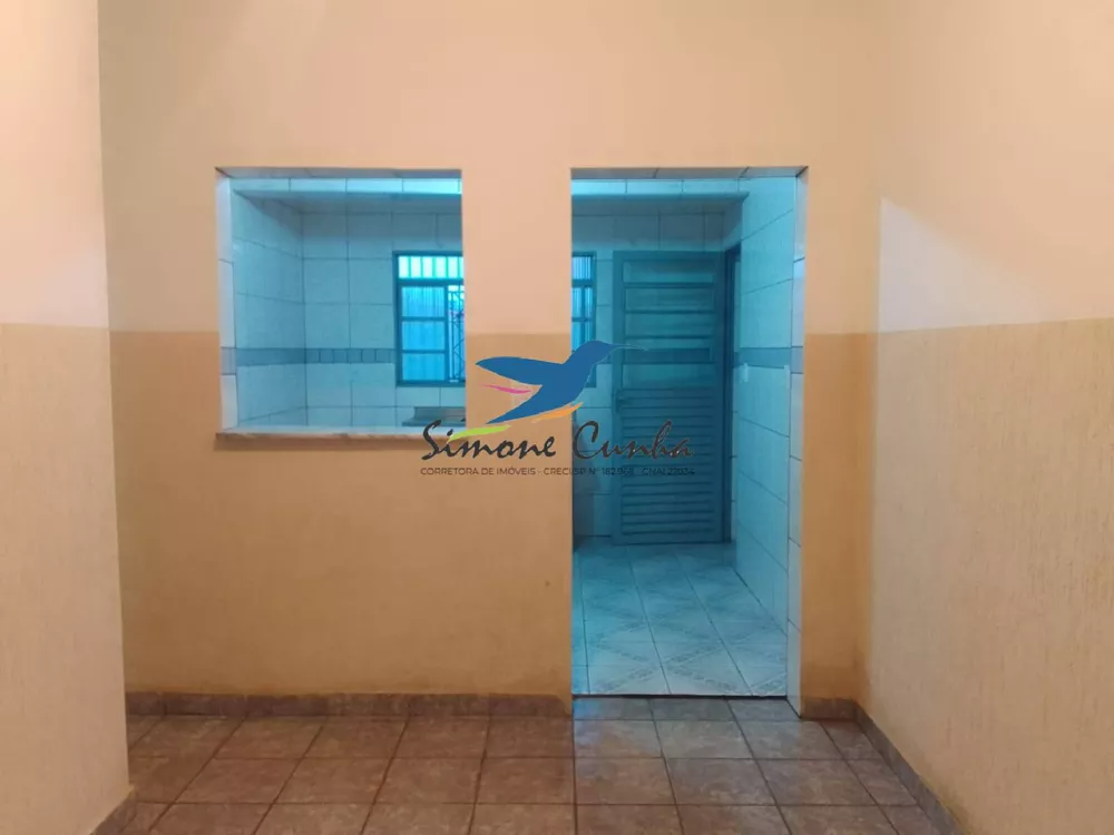 Casa à venda com 2 quartos, 30m² - Foto 2