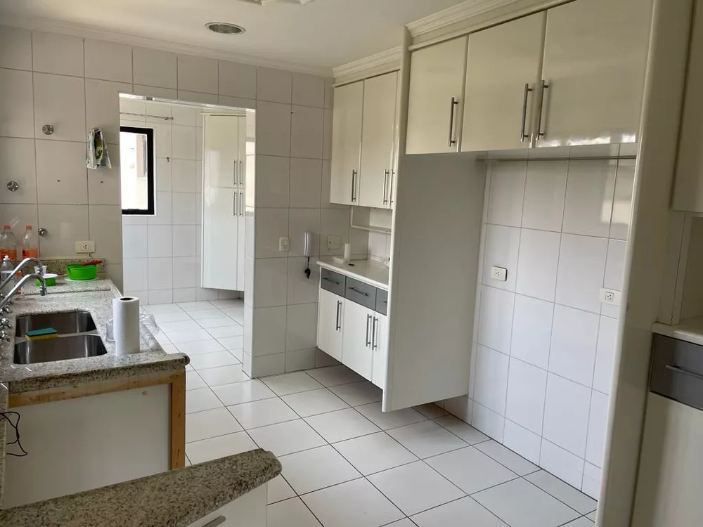 Apartamento à venda com 5 quartos, 196m² - Foto 6