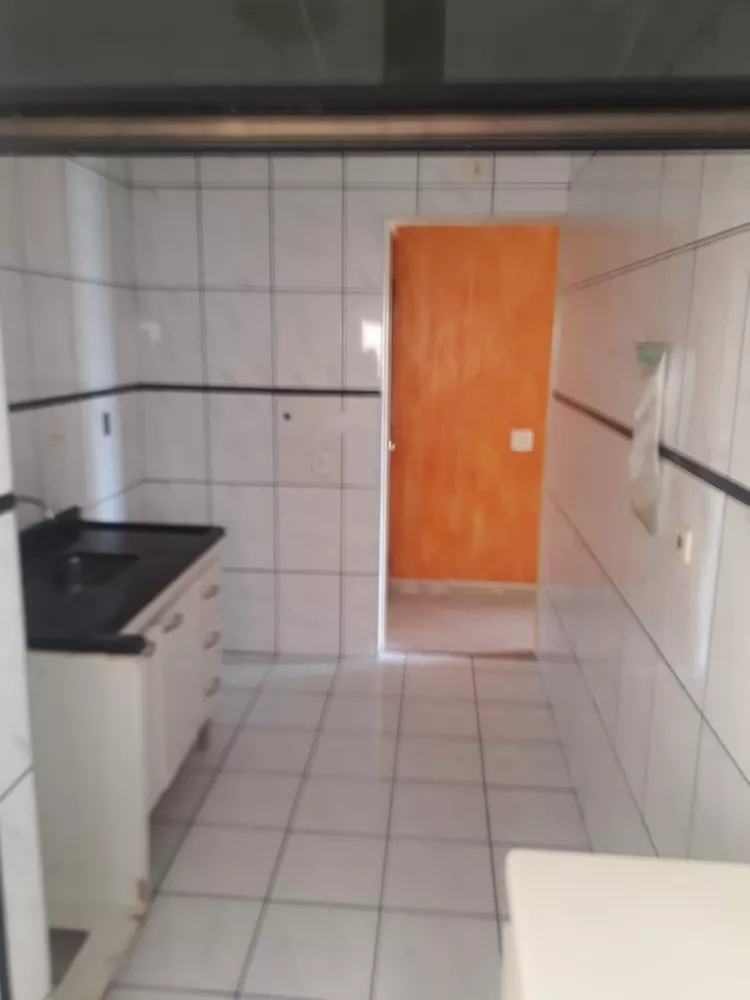 Apartamento à venda com 3 quartos, 64m² - Foto 3