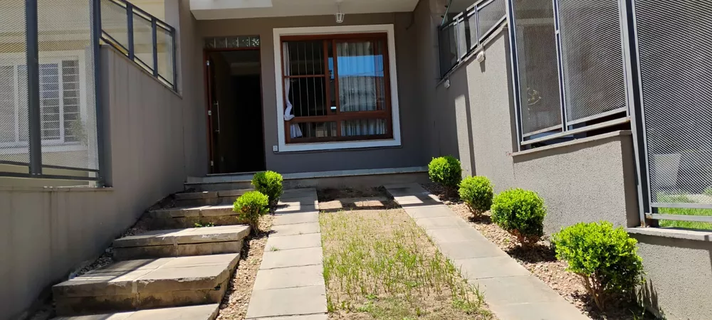 Sobrado, 3 quartos, 137 m² - Foto 1