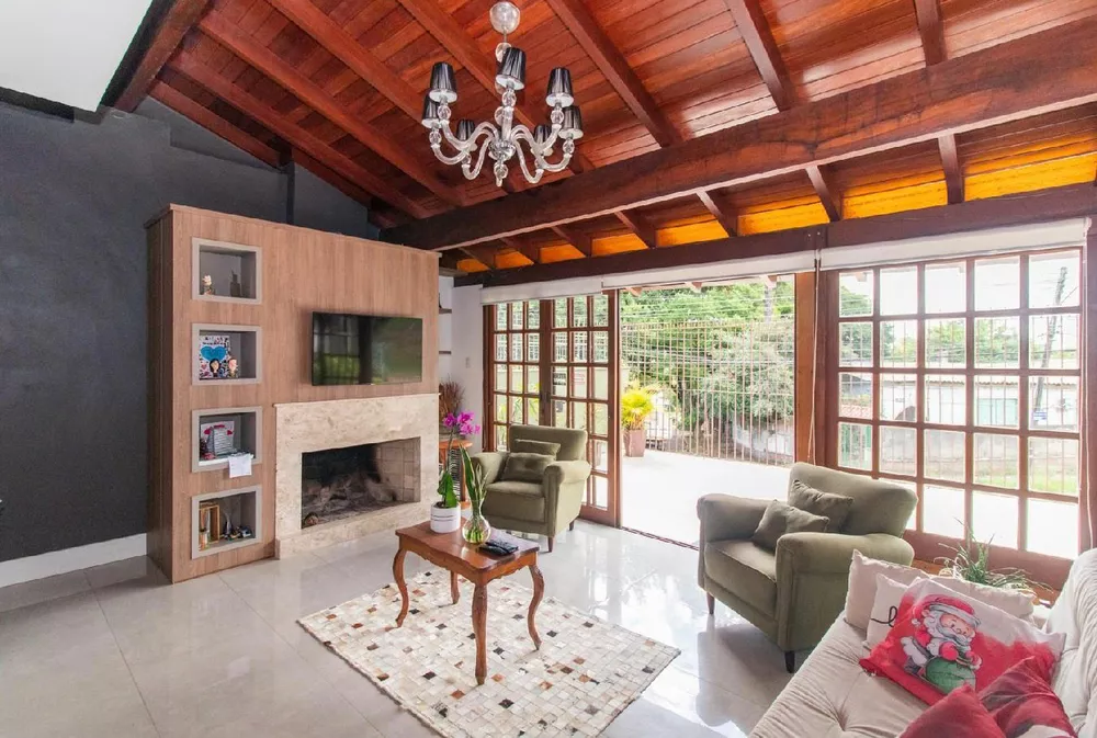 Casa, 3 quartos, 208 m² - Foto 2