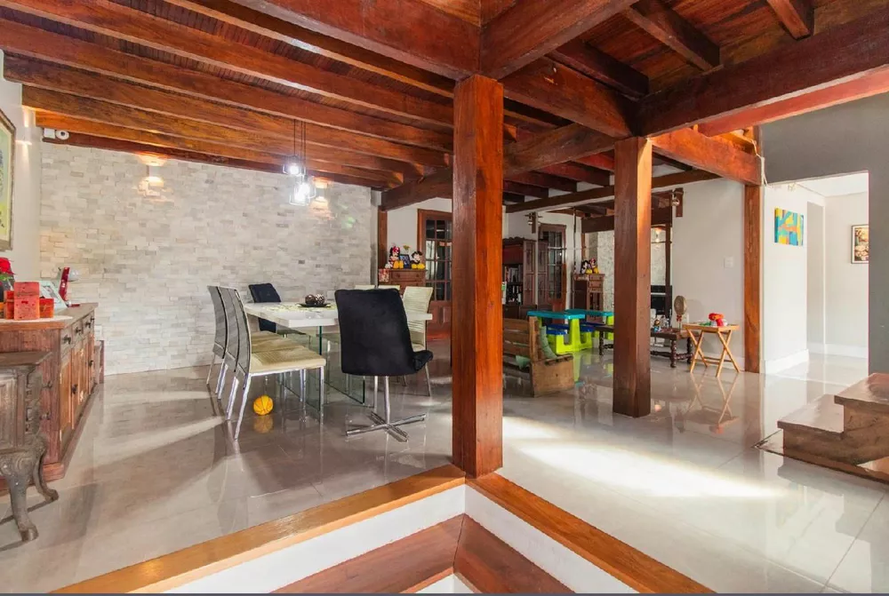 Casa, 3 quartos, 208 m² - Foto 4