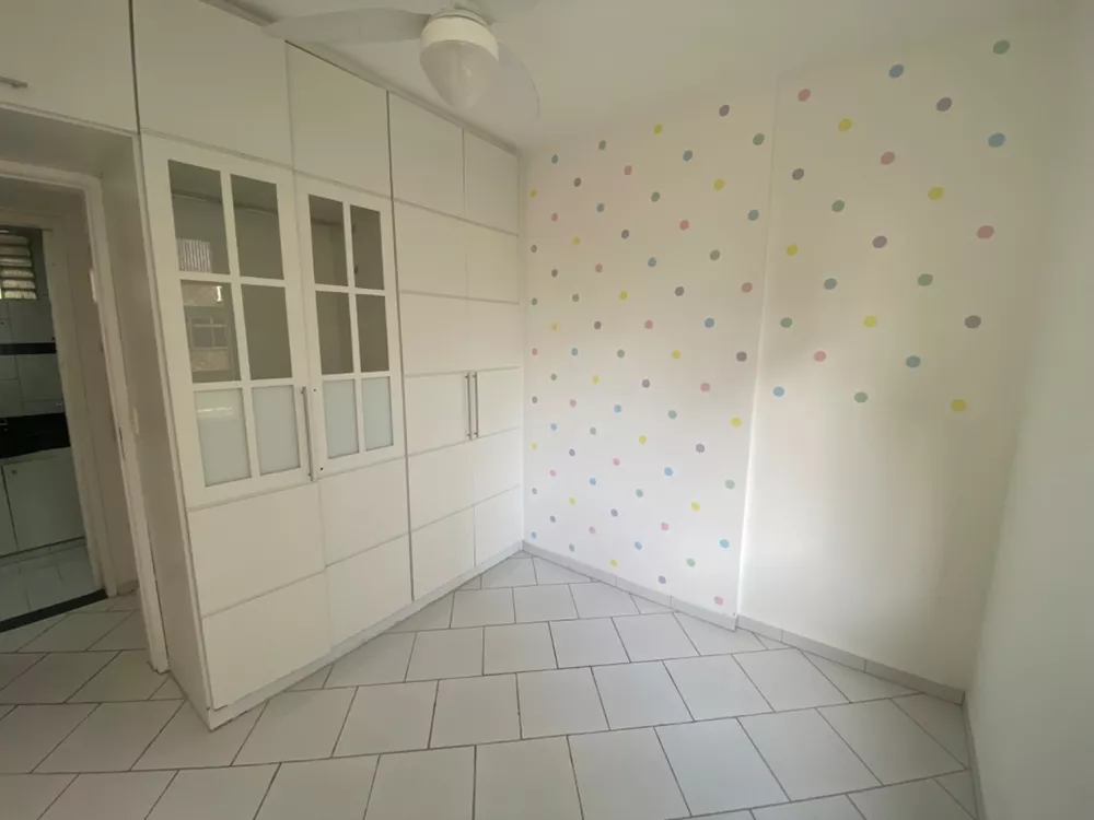 Apartamento à venda com 2 quartos, 70m² - Foto 7