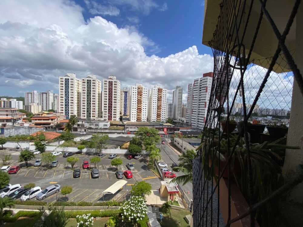 Apartamento à venda com 3 quartos, 80m² - Foto 2