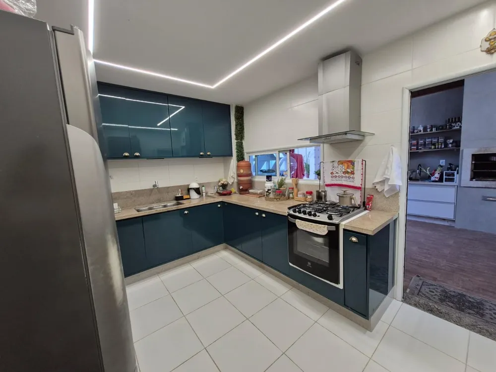 Casa, 4 quartos, 200 m² - Foto 5