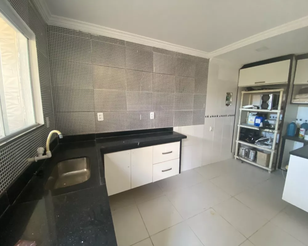 Casa, 4 quartos, 245 m² - Foto 4