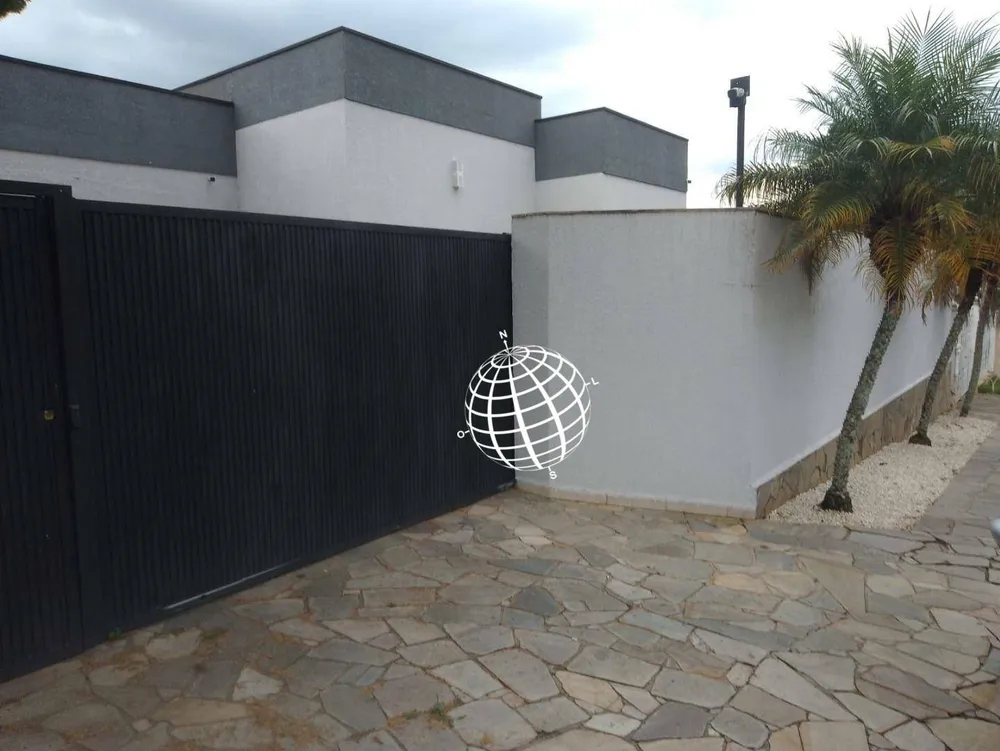 Casa, 3 quartos, 307 m² - Foto 1