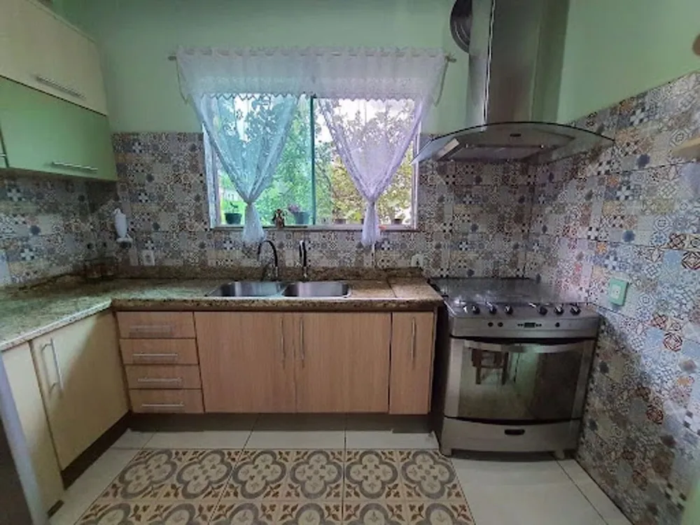 Chácara, 3 quartos, 1211 m² - Foto 2