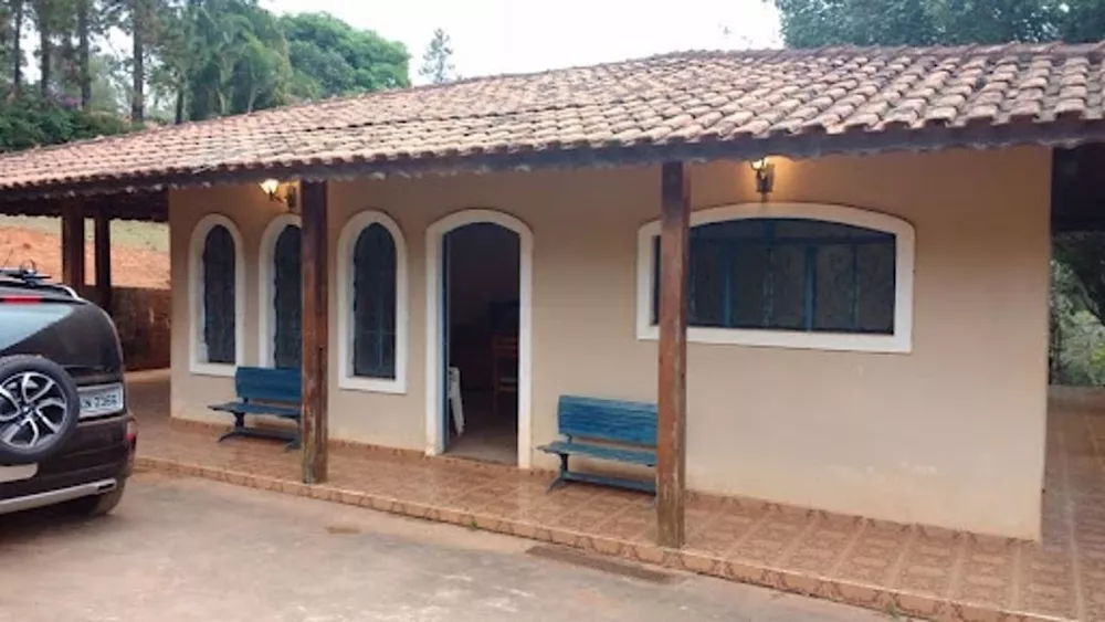 Casa à venda com 2 quartos, 100m² - Foto 3