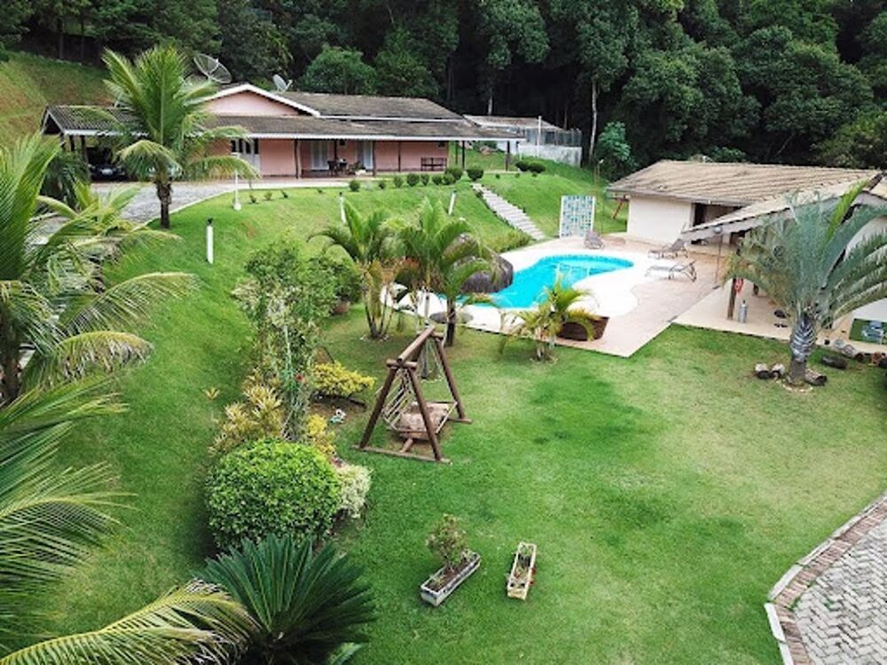 Casa de Condomínio à venda com 3 quartos, 490m² - Foto 2
