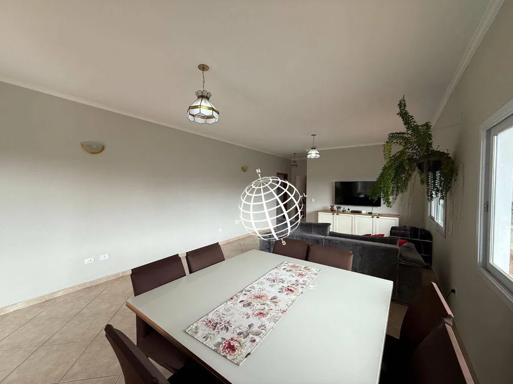 Casa, 4 quartos, 316 m² - Foto 1