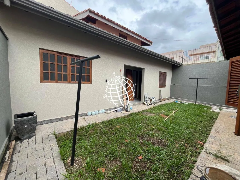 Casa, 3 quartos, 250 m² - Foto 2