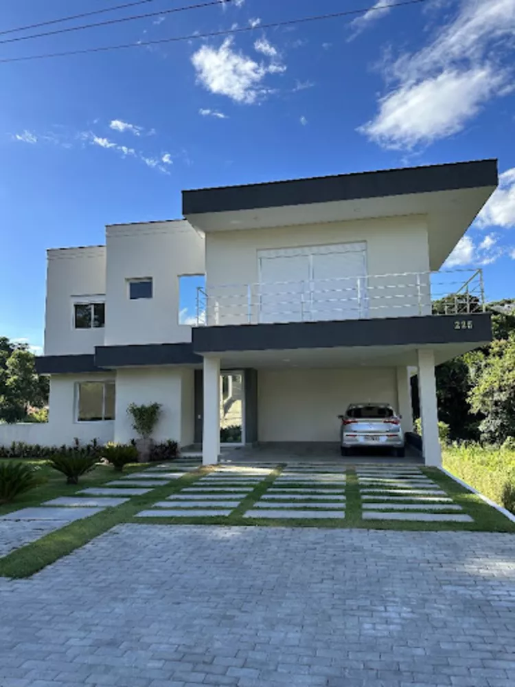 Casa de Condomínio à venda e aluguel com 5 quartos, 550m² - Foto 2