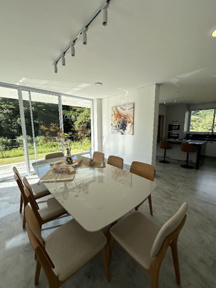 Casa de Condomínio à venda e aluguel com 5 quartos, 550m² - Foto 7