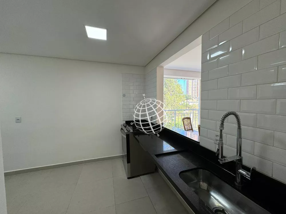 Apartamento à venda com 3 quartos, 183m² - Foto 1