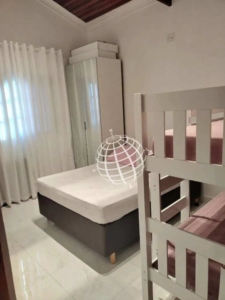 Casa, 3 quartos, 203 m² - Foto 4