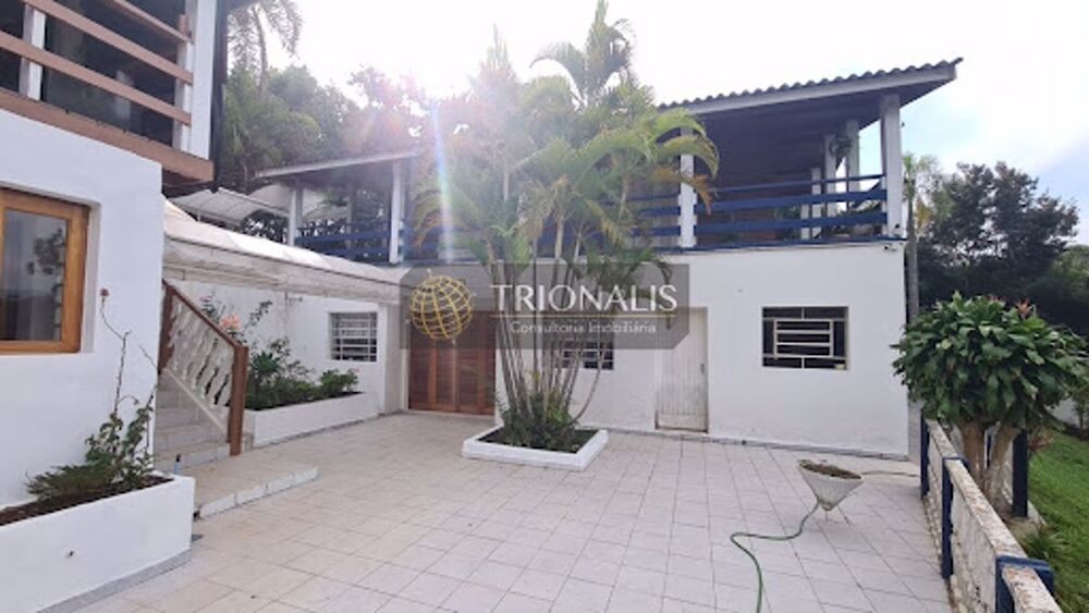 Chácara à venda com 6 quartos, 777m² - Foto 3