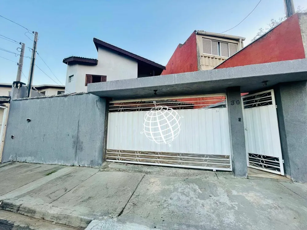 Casa, 3 quartos, 131 m² - Foto 1
