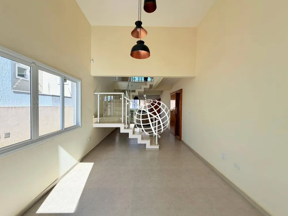 Casa, 4 quartos, 222 m² - Foto 2