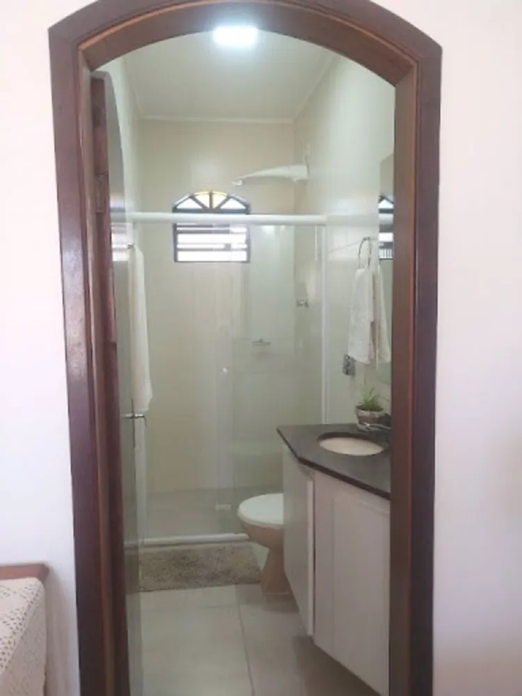 Casa, 3 quartos, 205 m² - Foto 4