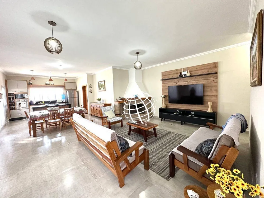 Casa, 3 quartos, 255 m² - Foto 7