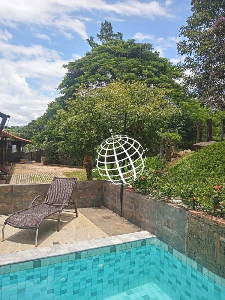 Casa, 3 quartos, 214 m² - Foto 2