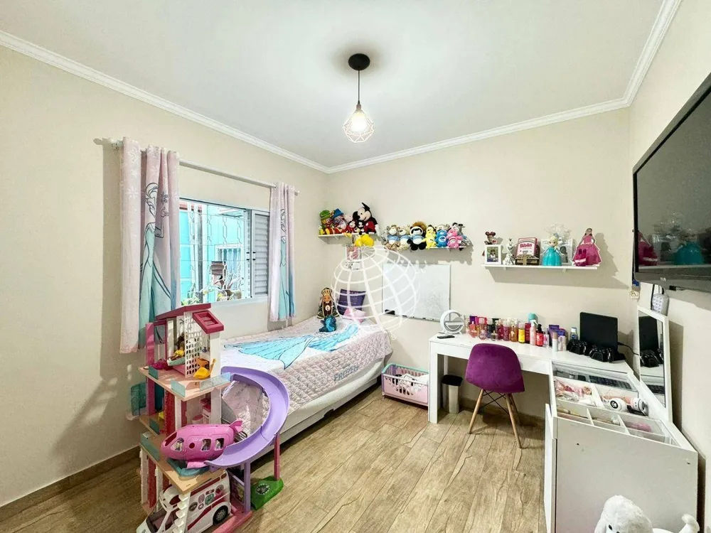 Casa, 3 quartos, 193 m² - Foto 4