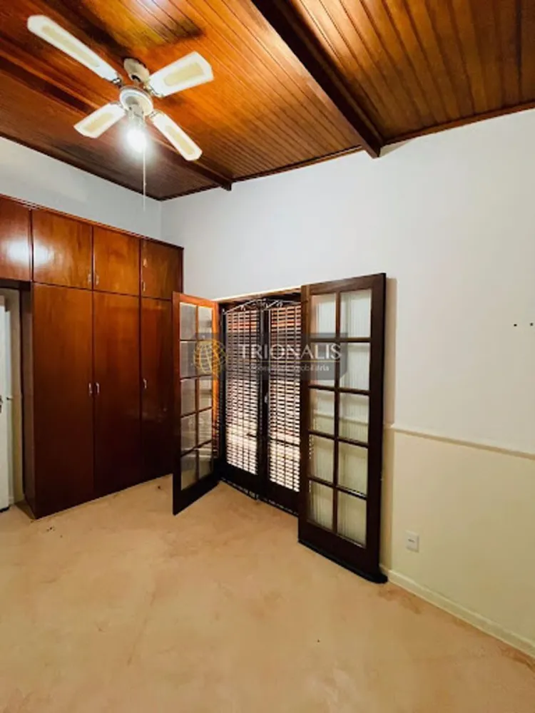 Casa, 6 quartos, 252 m² - Foto 15