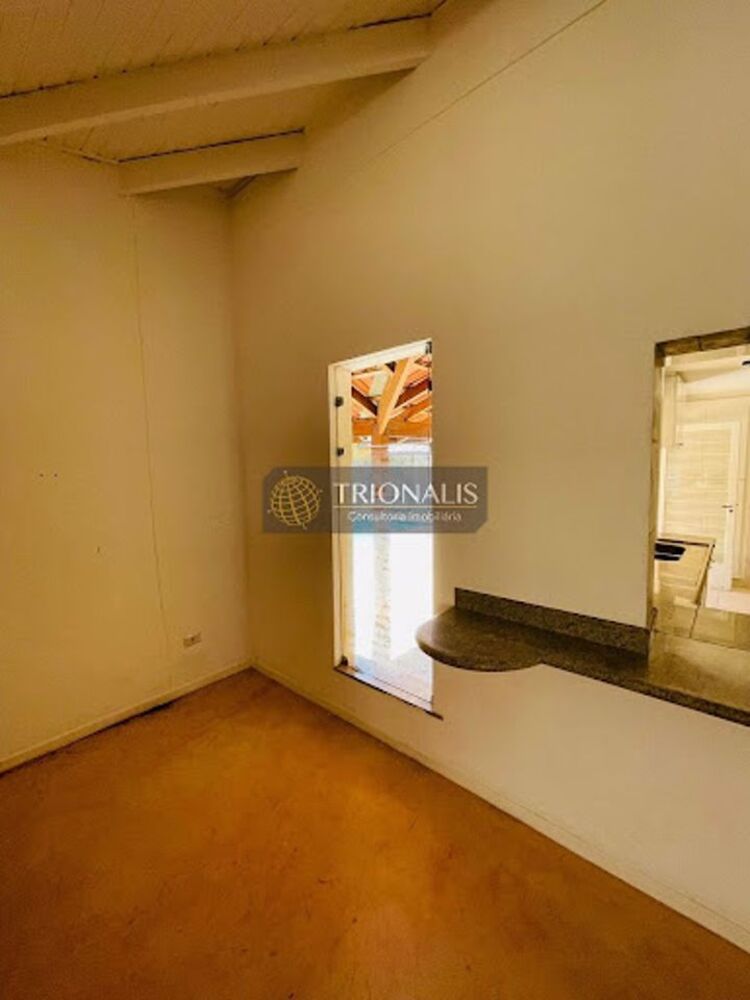 Casa, 6 quartos, 252 m² - Foto 2