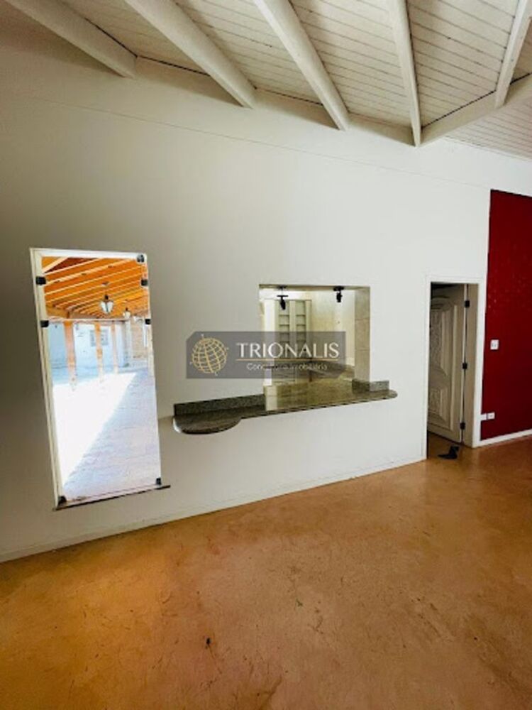 Casa, 6 quartos, 252 m² - Foto 3