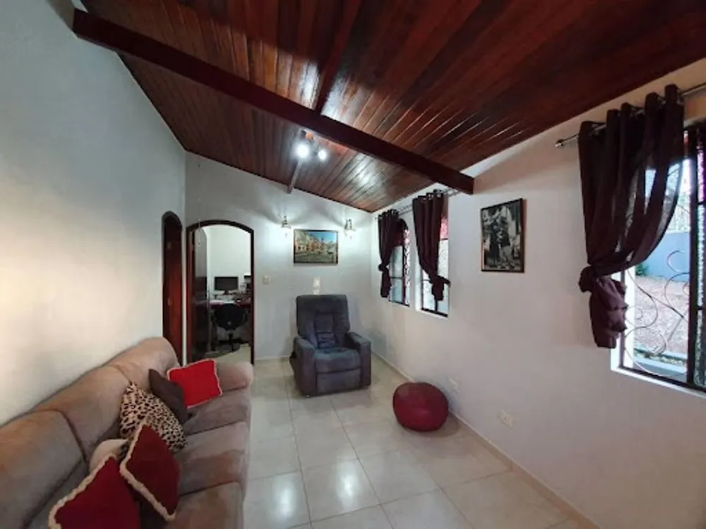 Casa, 3 quartos, 162 m² - Foto 1