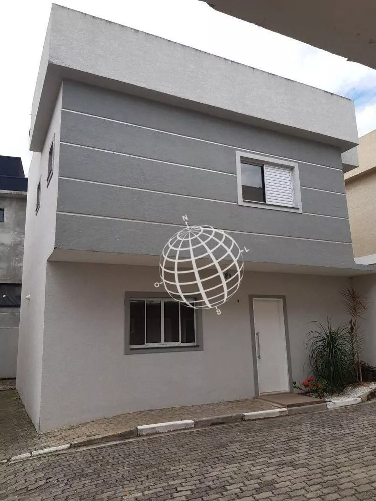 Casa à venda com 3 quartos, 94m² - Foto 3