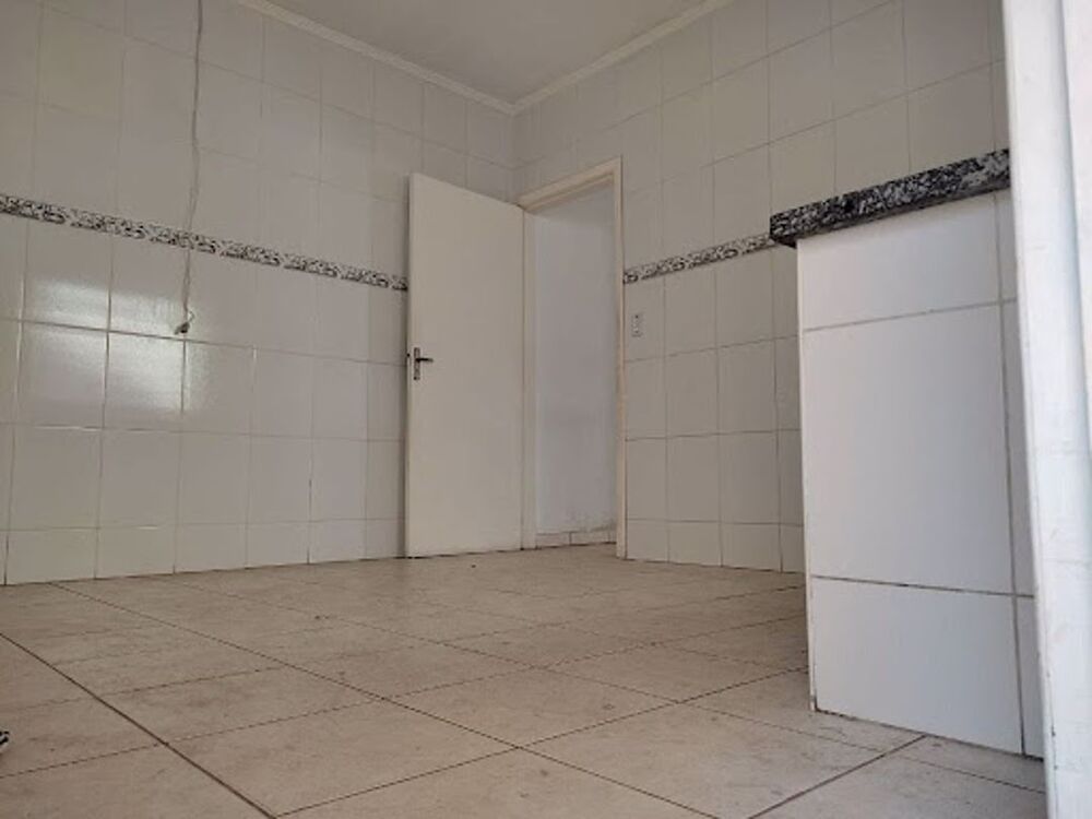 Casa à venda com 2 quartos, 134m² - Foto 3