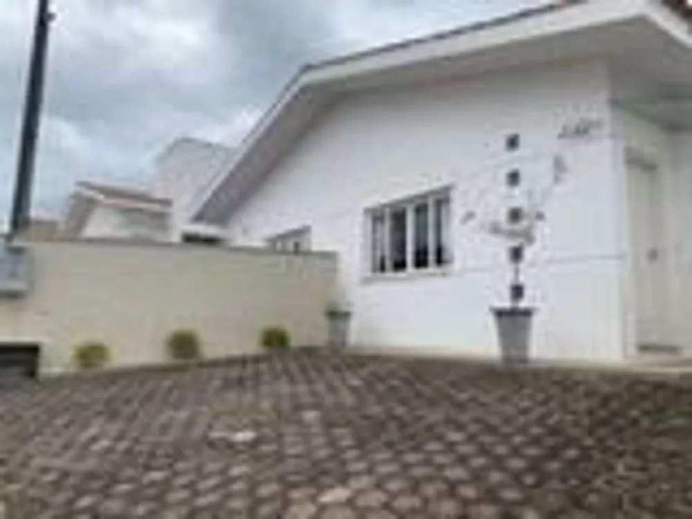 Casa à venda com 3 quartos, 80m² - Foto 3