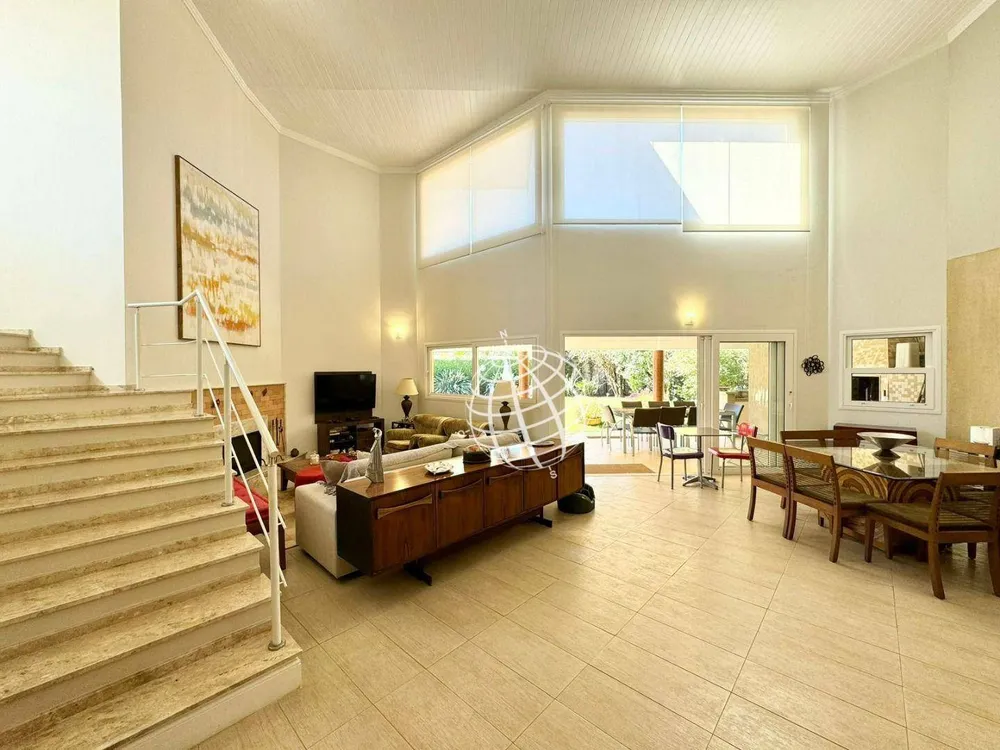 Casa de Condomínio, 5 quartos - Foto 1