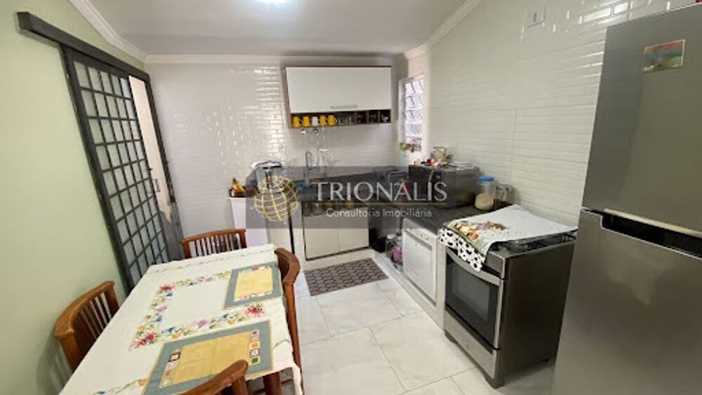 Casa, 3 quartos, 161 m² - Foto 1