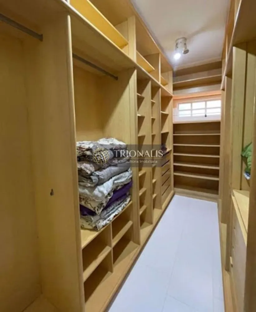 Casa, 3 quartos, 248 m² - Foto 8