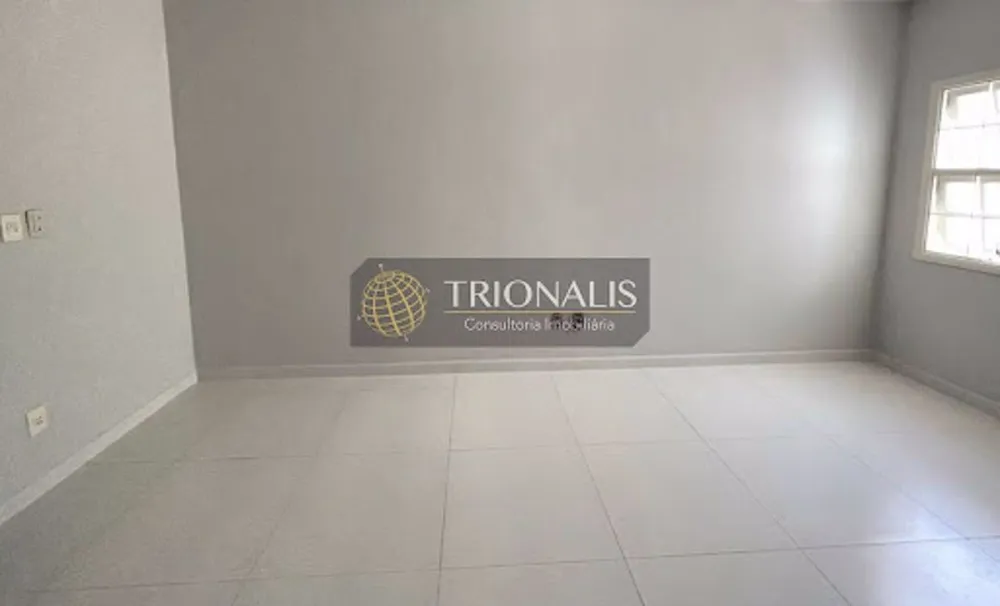 Casa, 3 quartos, 248 m² - Foto 4